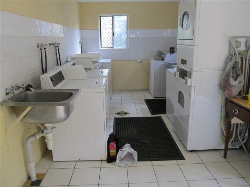 Barnacles Backpackers (16-18 Gordon St), Bowen QLD 4805