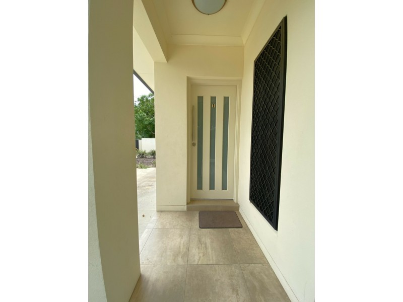 56 Murroona Street, Bowen QLD 4805