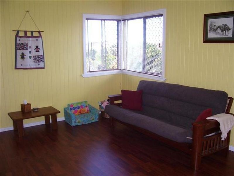 9 Darwen Street, Bowen QLD 4805