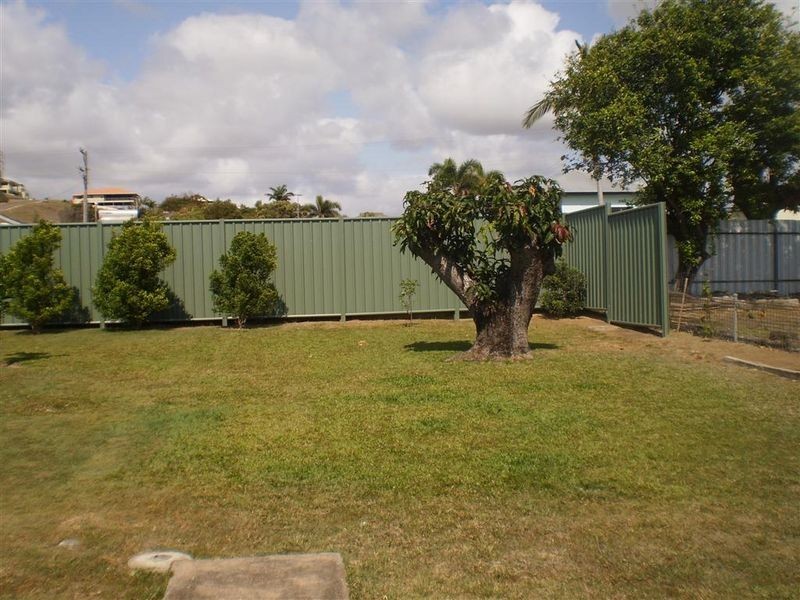 9 Darwen Street, Bowen QLD 4805