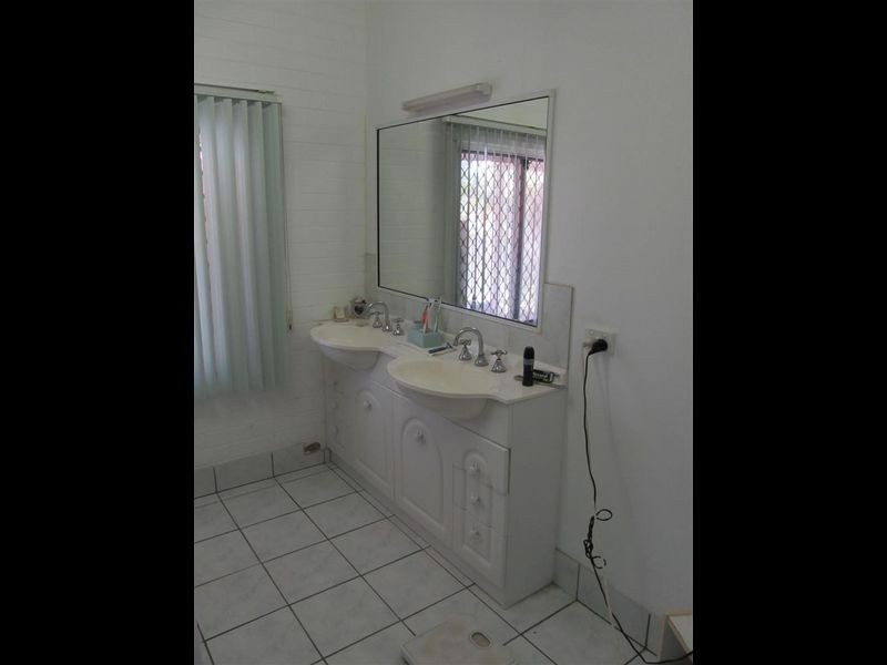 21 Mount Nutt Road, Bowen QLD 4805