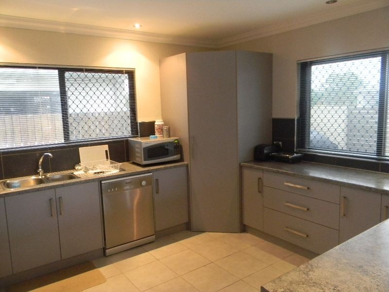 17 Lime Tree Court, Bowen QLD 4805