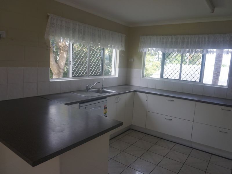 7 Sunset Crescent, Bowen QLD 4805