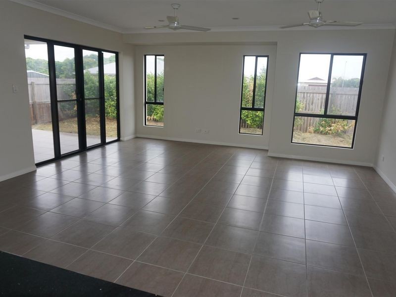 16 Lime Tree Court, Bowen QLD 4805