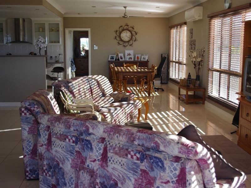 9 Bayside Court, Bowen QLD 4805