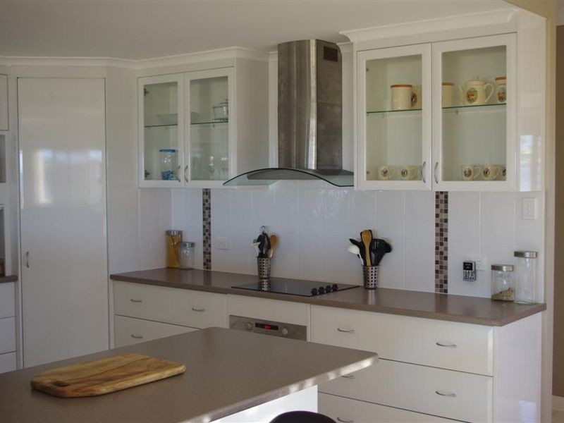 9 Bayside Court, Bowen QLD 4805