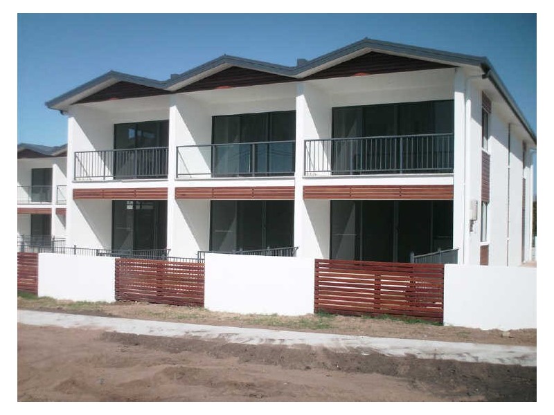 2, 3, 5, 7 & 8/74a Powell Street, Bowen QLD 4805