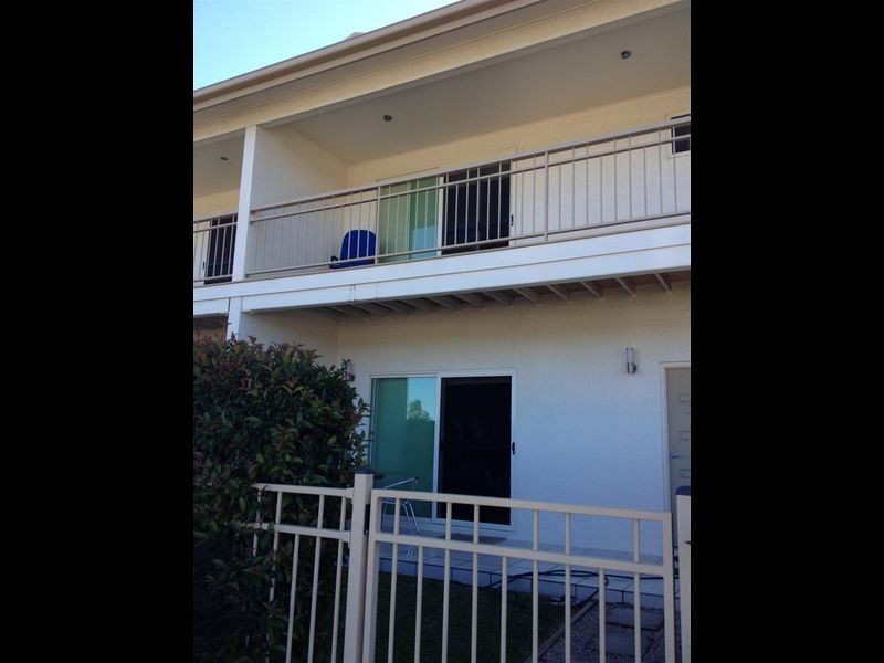 5/1 Murroona Street, Bowen QLD 4805