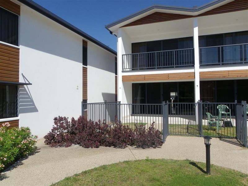 5/19 Sinclair Street, Bowen QLD 4805