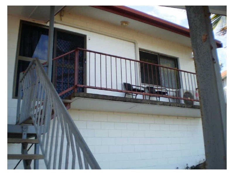 4/10 Poinciana Drive, Bowen QLD 4805