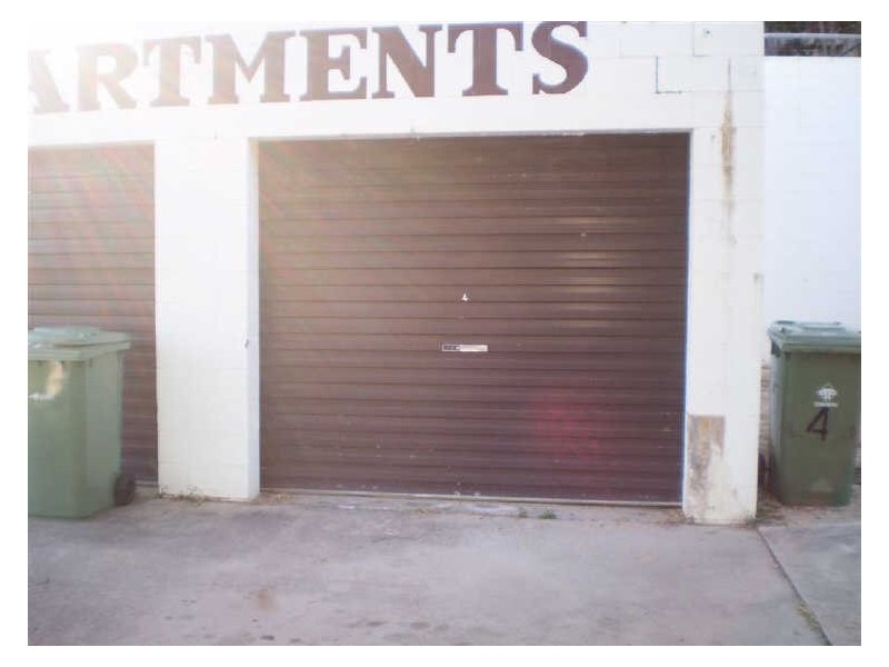 4/10 Poinciana Drive, Bowen QLD 4805