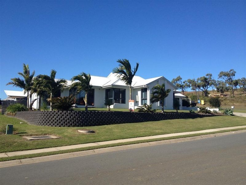 5 Fairway Drive, Bowen QLD 4805