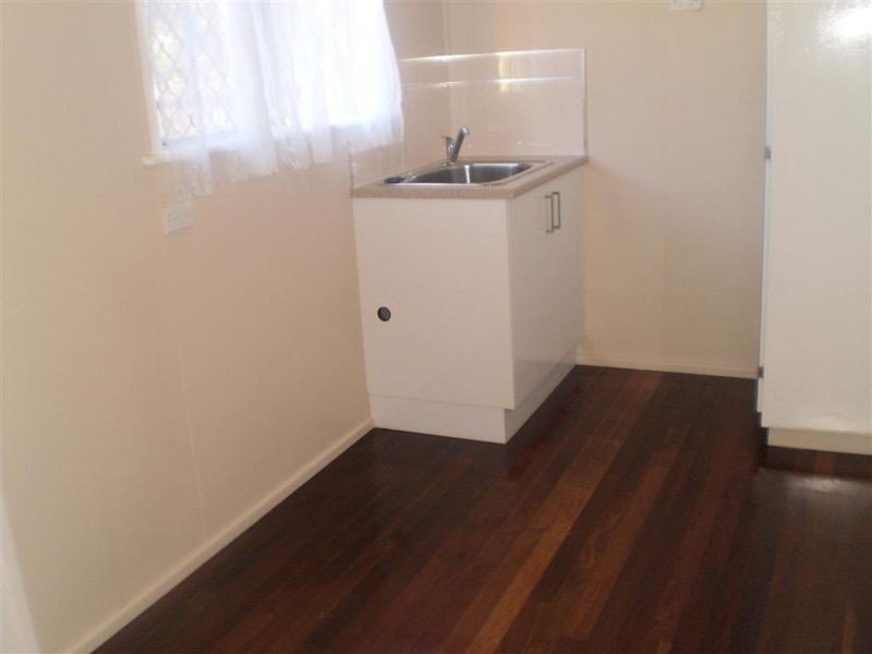 25 Gilbert Street, Bowen QLD 4805