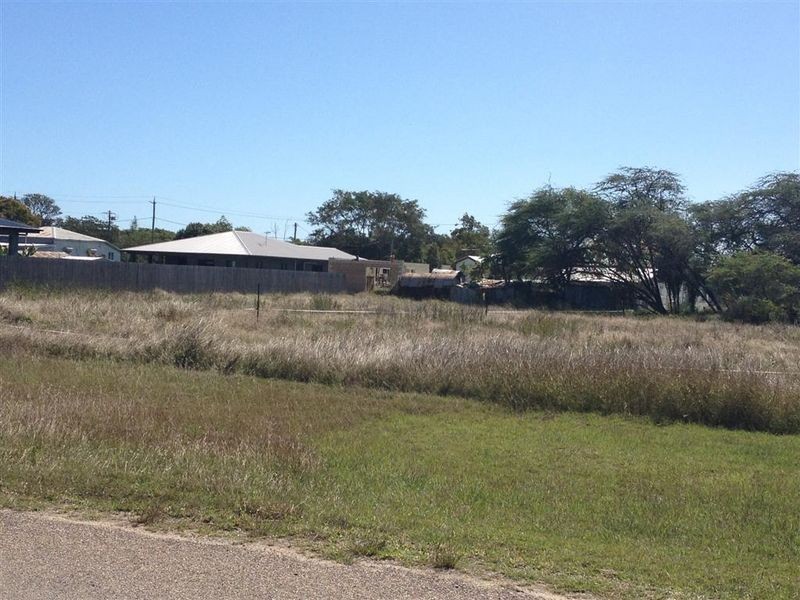 22-24 Skene Street, Bowen QLD 4805