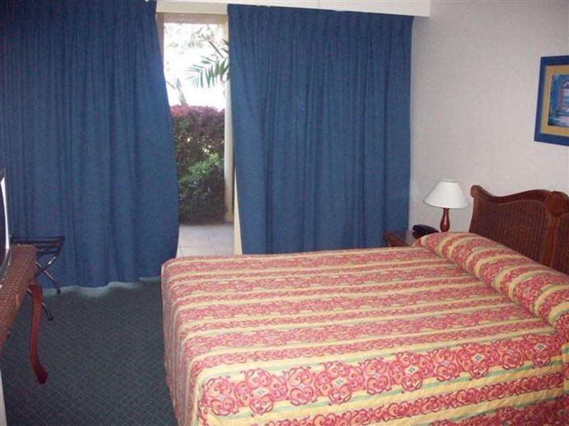 1/2 Pandanus Street, Bowen QLD 4805