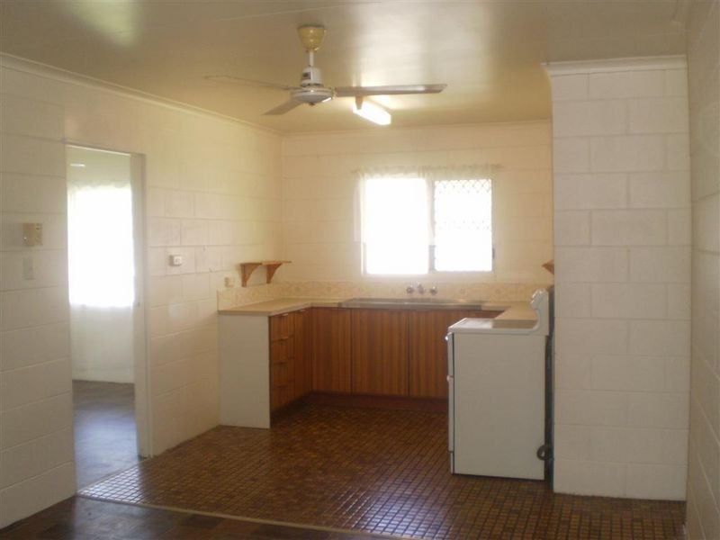 3/89 Powell Street, Bowen QLD 4805