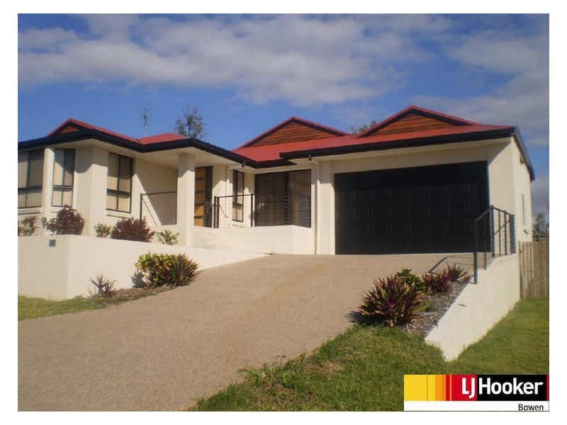 90 Oceanview Drive, Bowen QLD 4805