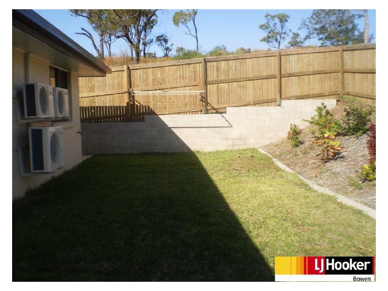 90 Oceanview Drive, Bowen QLD 4805