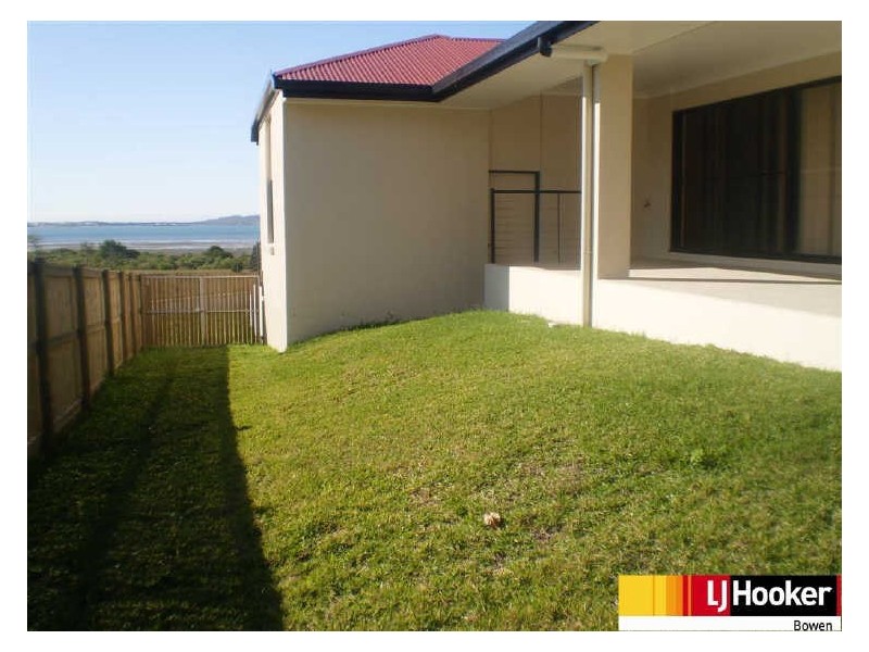 90 Oceanview Drive, Bowen QLD 4805