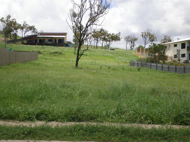 13 Marine Parade, Bowen QLD 4805