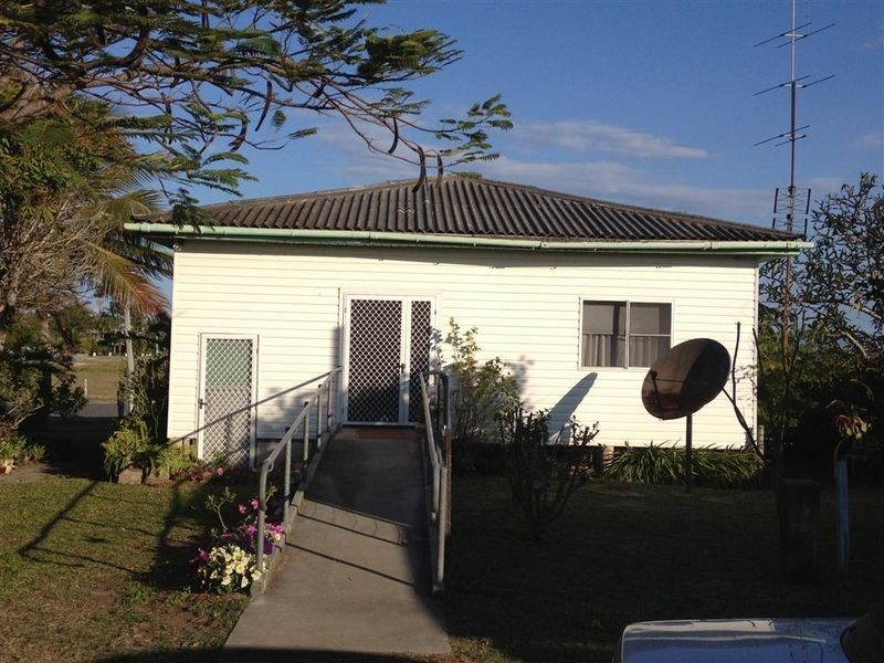 96 Dalrymple Street, Bowen QLD 4805