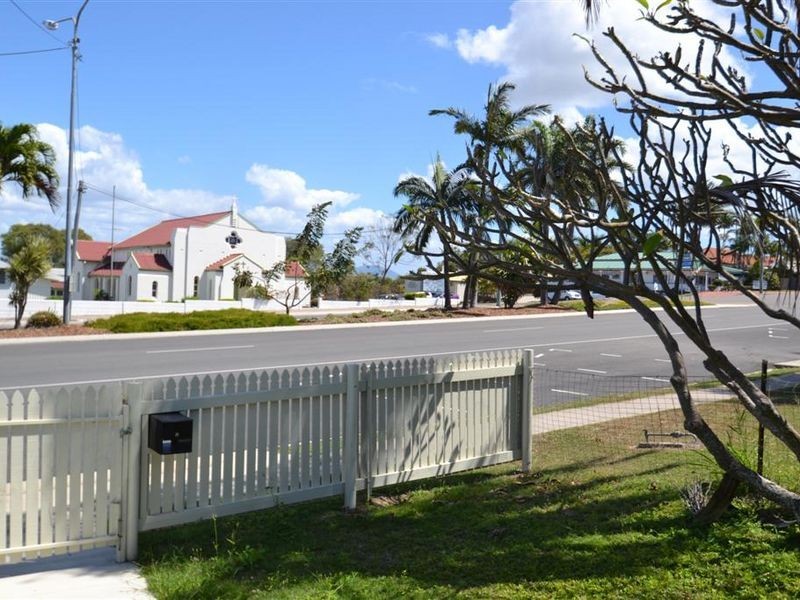 54 Herbert Street, Bowen QLD 4805