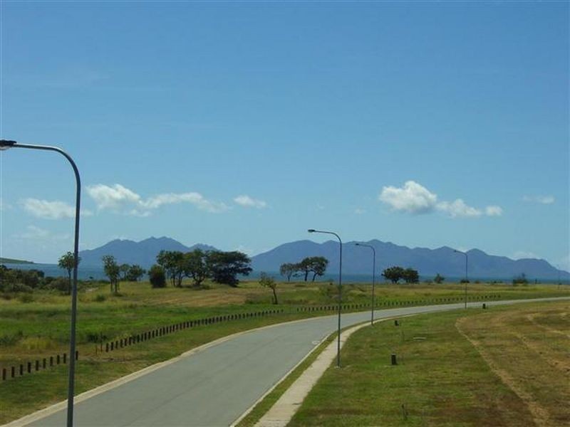 49-51 Marine Parade, Bowen QLD 4805