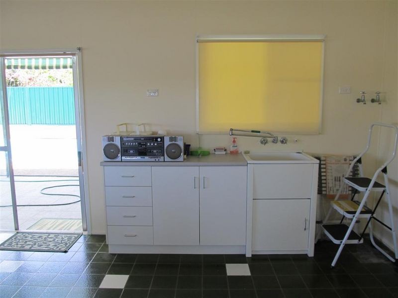 15 Philip Street, Bowen QLD 4805