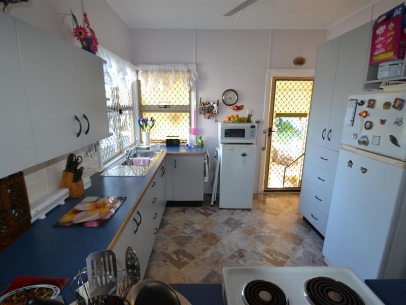 31 Leichhardt Street, Bowen QLD 4805