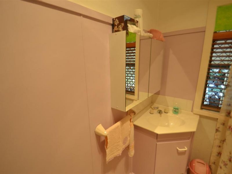 31 Leichhardt Street, Bowen QLD 4805