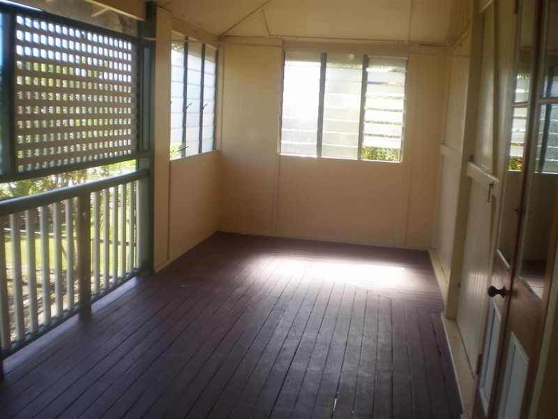 99 Powell Street, Bowen QLD 4805