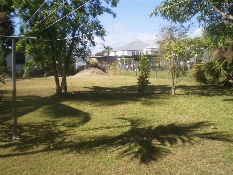 99 Powell Street, Bowen QLD 4805