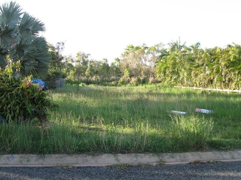 21 Marine Parade, Cannon Valley QLD 4800