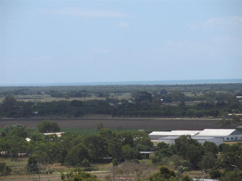 23 Tynwald Avenue, Bowen QLD 4805