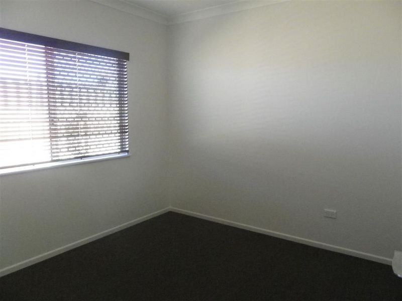 30 Seabreeze Crescent, Bowen QLD 4805