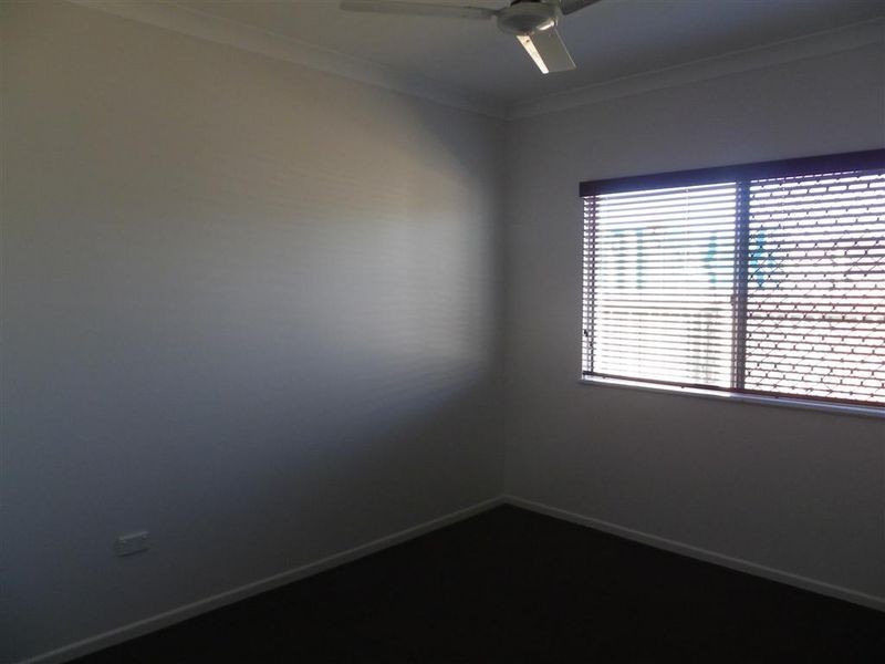 30 Seabreeze Crescent, Bowen QLD 4805