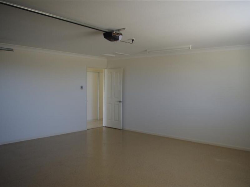 8 Cypress Crescent, Bowen QLD 4805