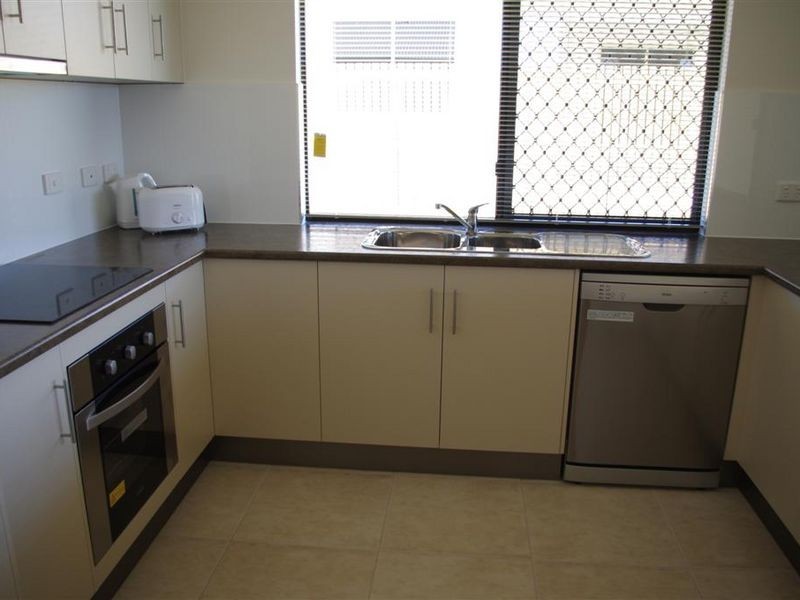 8 Cypress Crescent, Bowen QLD 4805