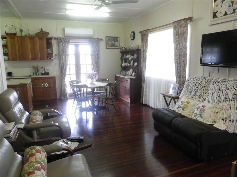 12 Brisbane Street, Bowen QLD 4805