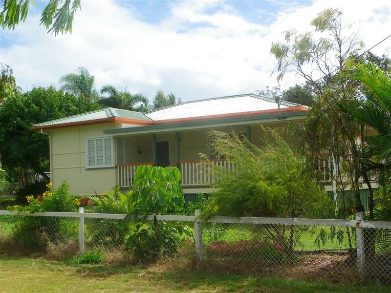 12 Brisbane Street, Bowen QLD 4805