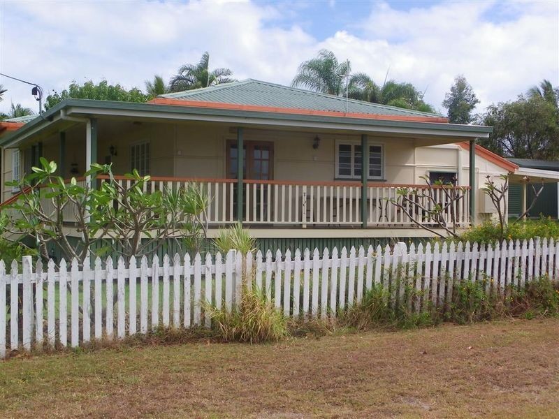 12 Brisbane Street, Bowen QLD 4805