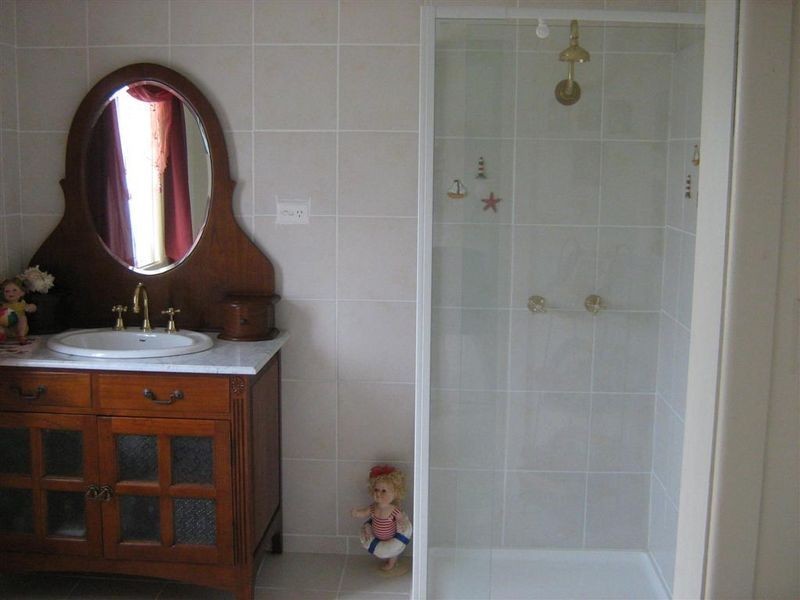 8 Gordon Street, Bowen QLD 4805