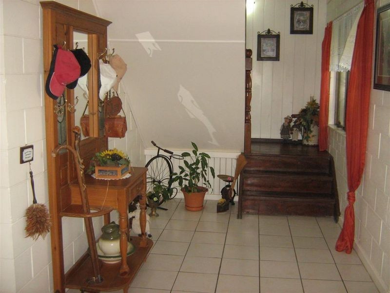 8 Gordon Street, Bowen QLD 4805