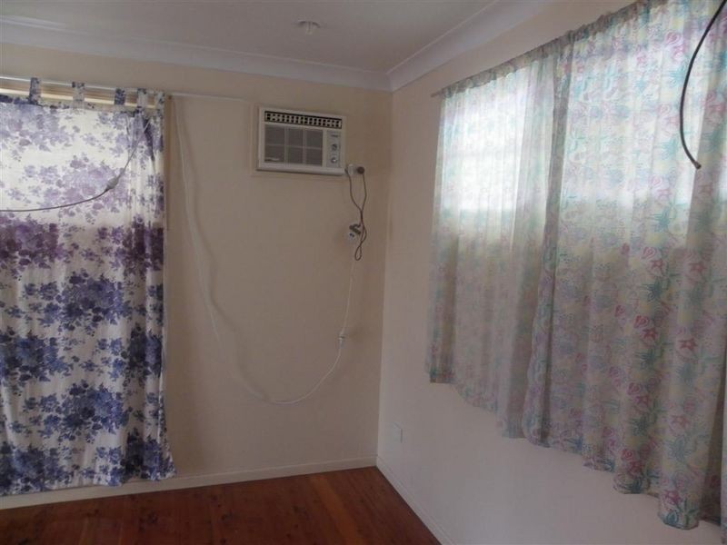 43 Whyte Avenue, Bowen QLD 4805