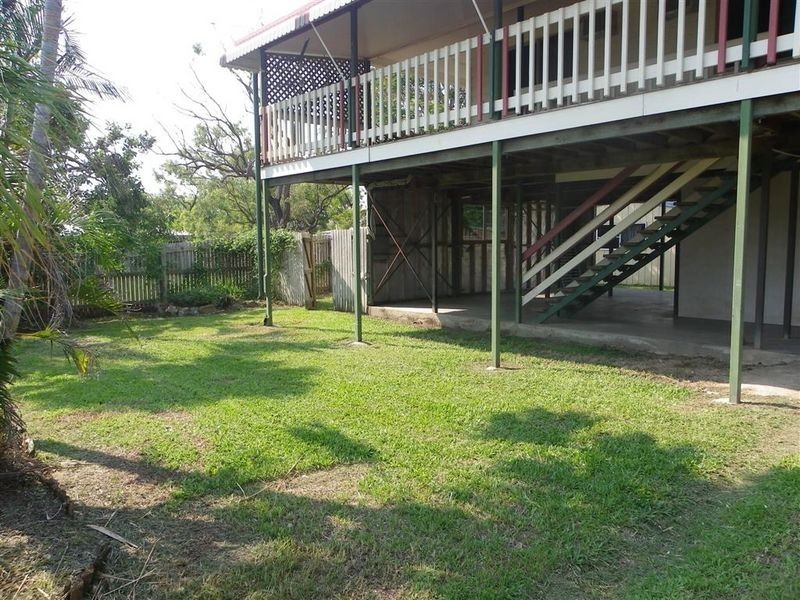 43 Whyte Avenue, Bowen QLD 4805