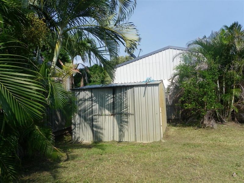 43 Whyte Avenue, Bowen QLD 4805