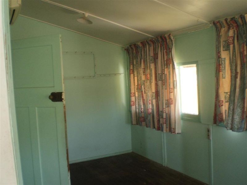 120 Powell Street, Bowen QLD 4805