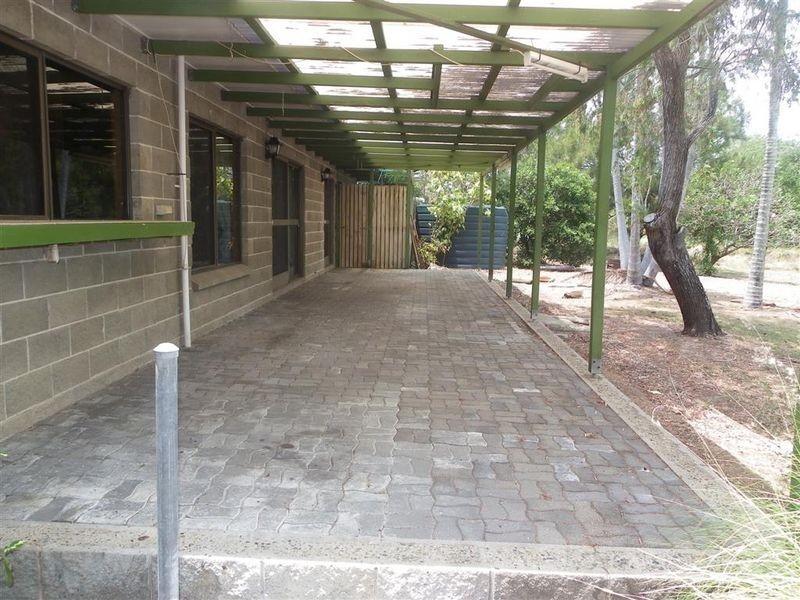 41 Hillview Road, Bowen QLD 4805