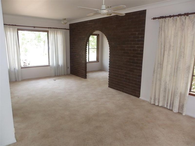 41 Hillview Road, Bowen QLD 4805