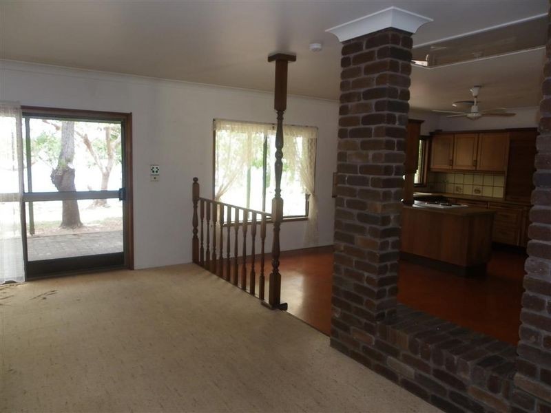 41 Hillview Road, Bowen QLD 4805